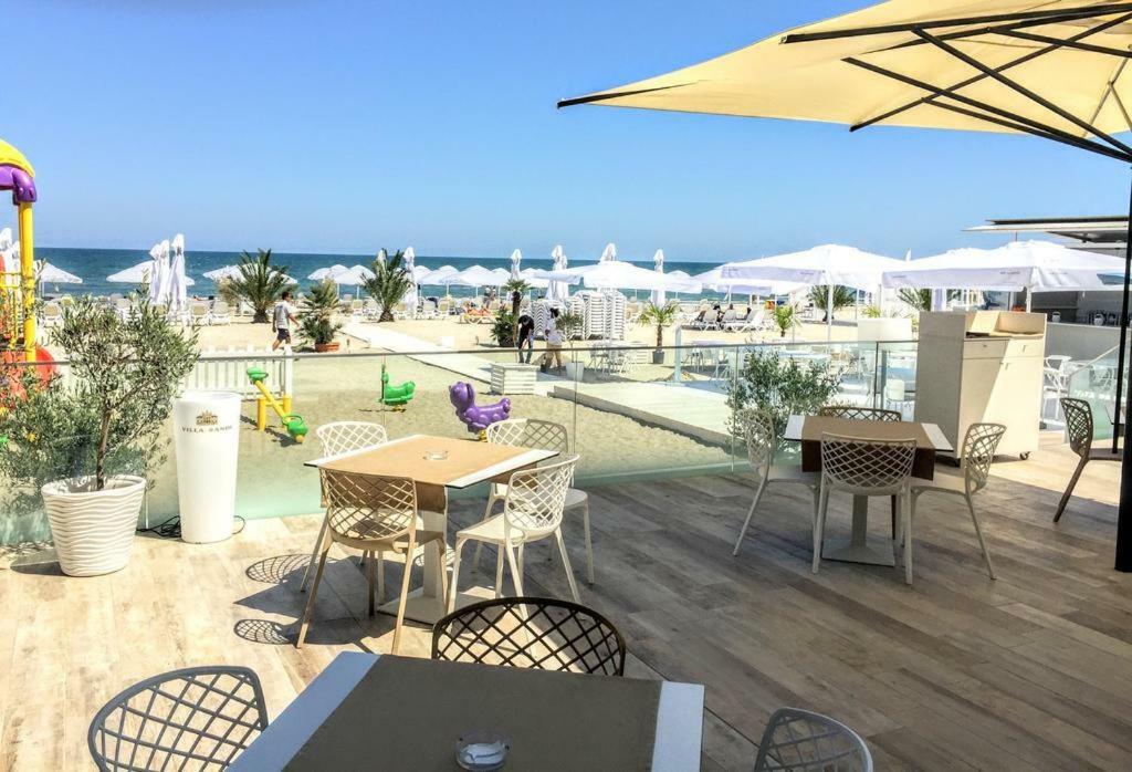 Desilva Residence Apartment Mamaia Ngoại thất bức ảnh